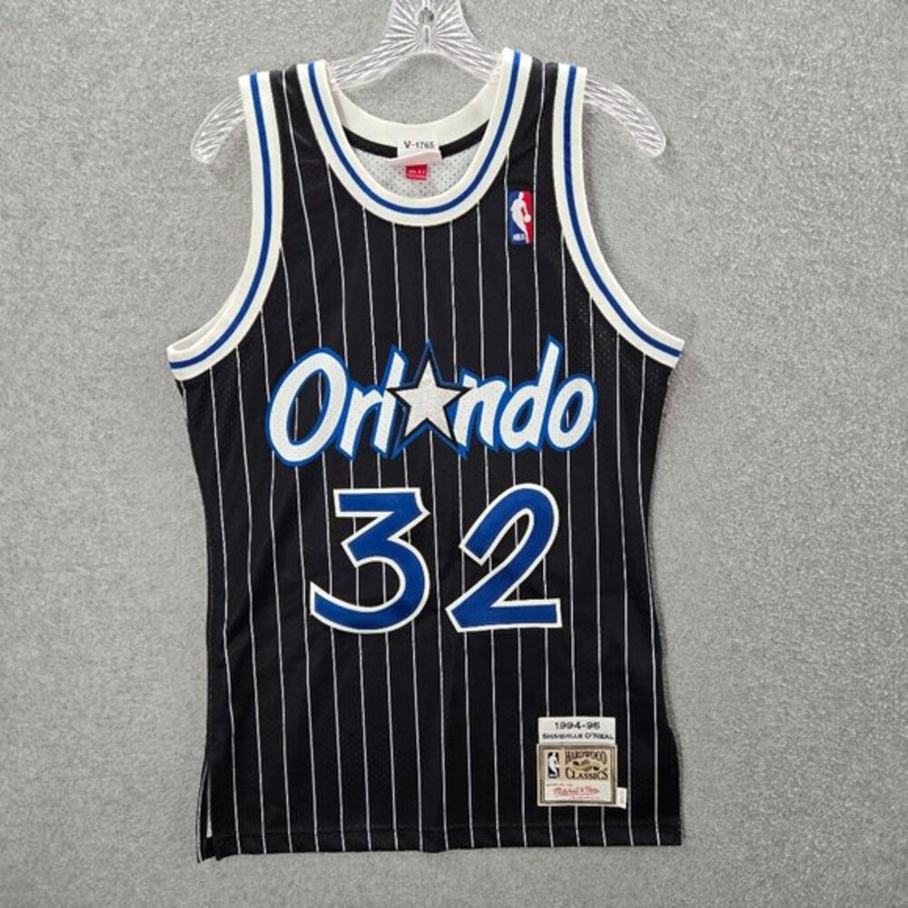 VINTAGE Orlando Magic Men Jersey Small Black Logo Shaquille O'Neal 32 90s